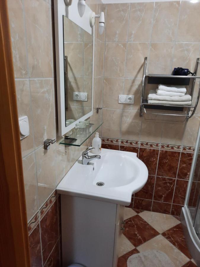 Ambrozia Guesthouse Nagykanizsa Buitenkant foto