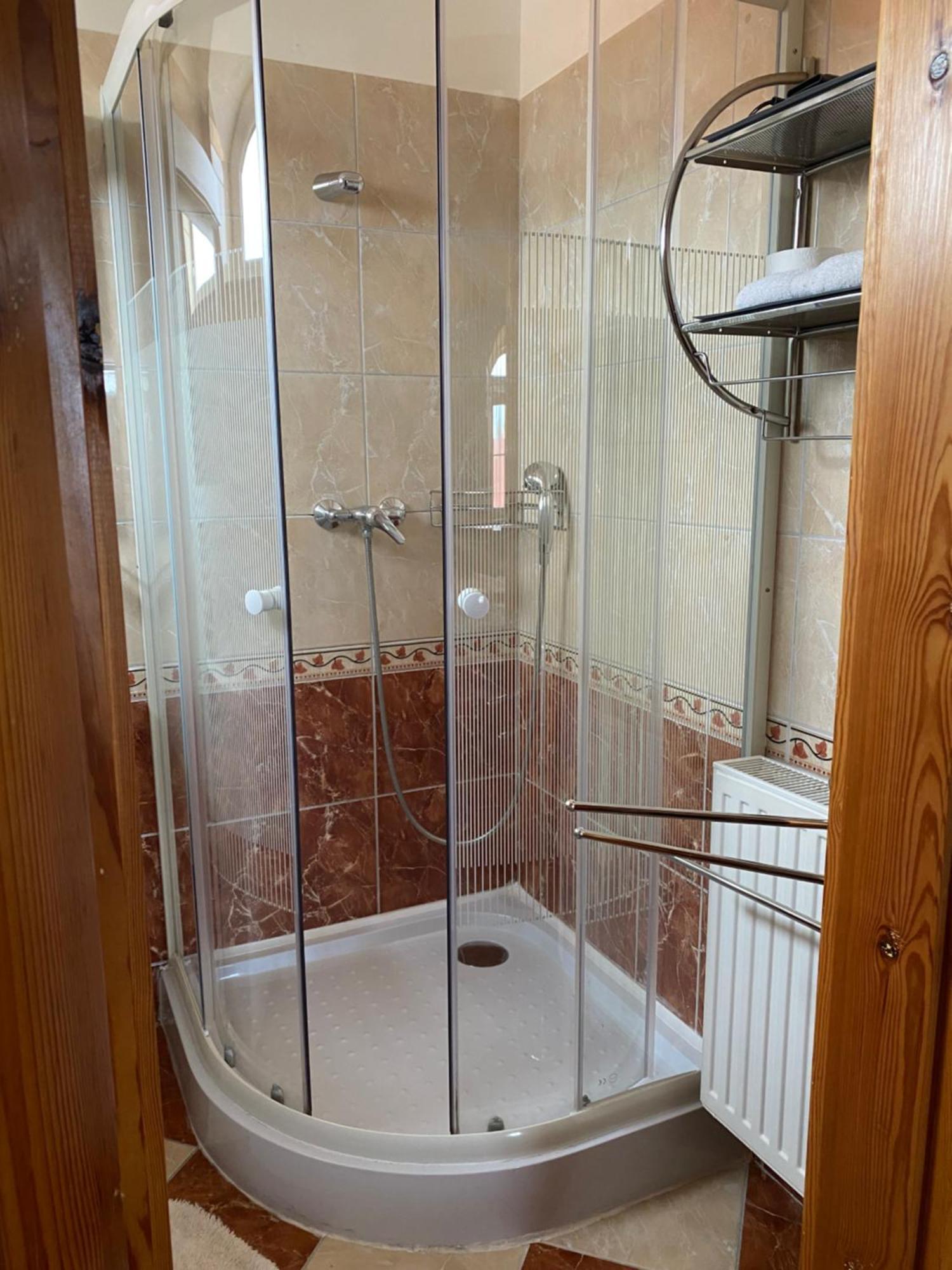 Ambrozia Guesthouse Nagykanizsa Buitenkant foto