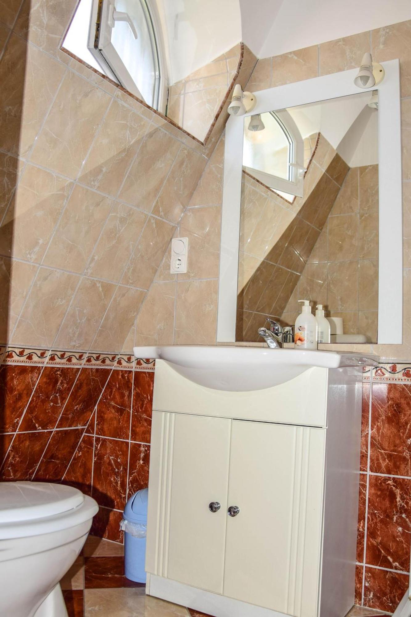 Ambrozia Guesthouse Nagykanizsa Buitenkant foto